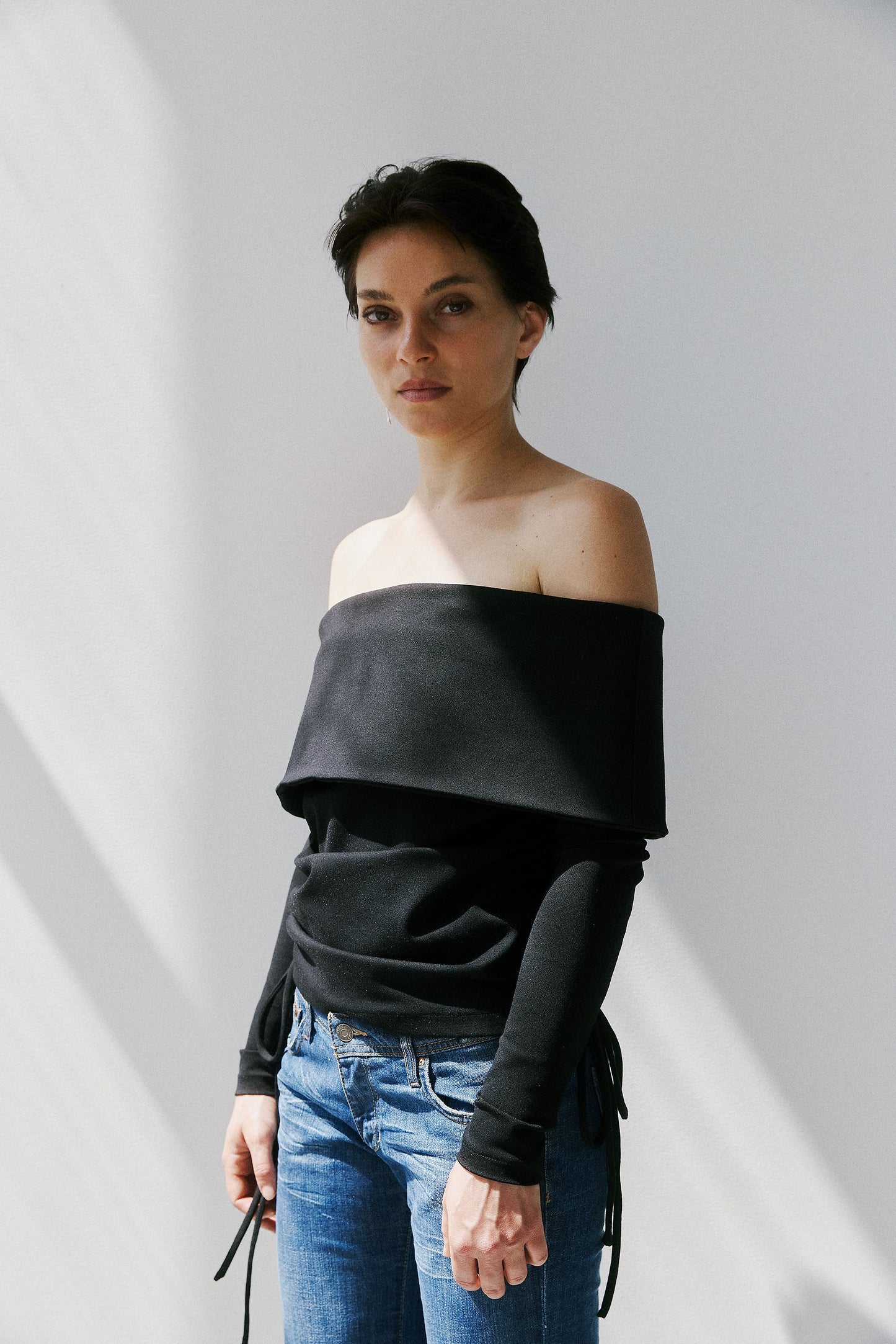 Bari Drop Shoulder Long Sleeve - Black