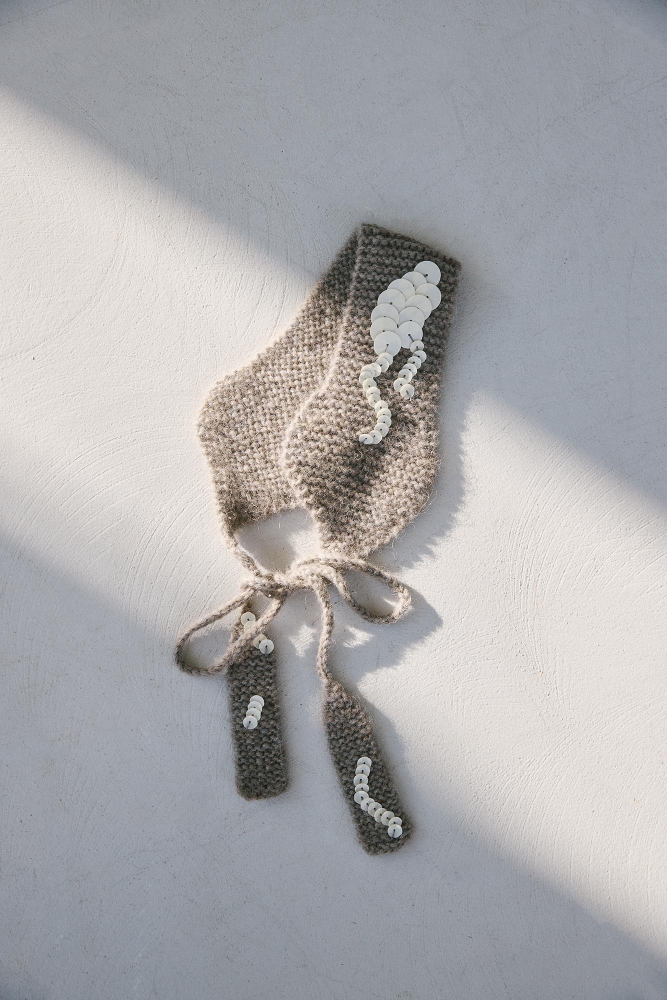 Maruschka Emobroidered Hairband – Soft Grey