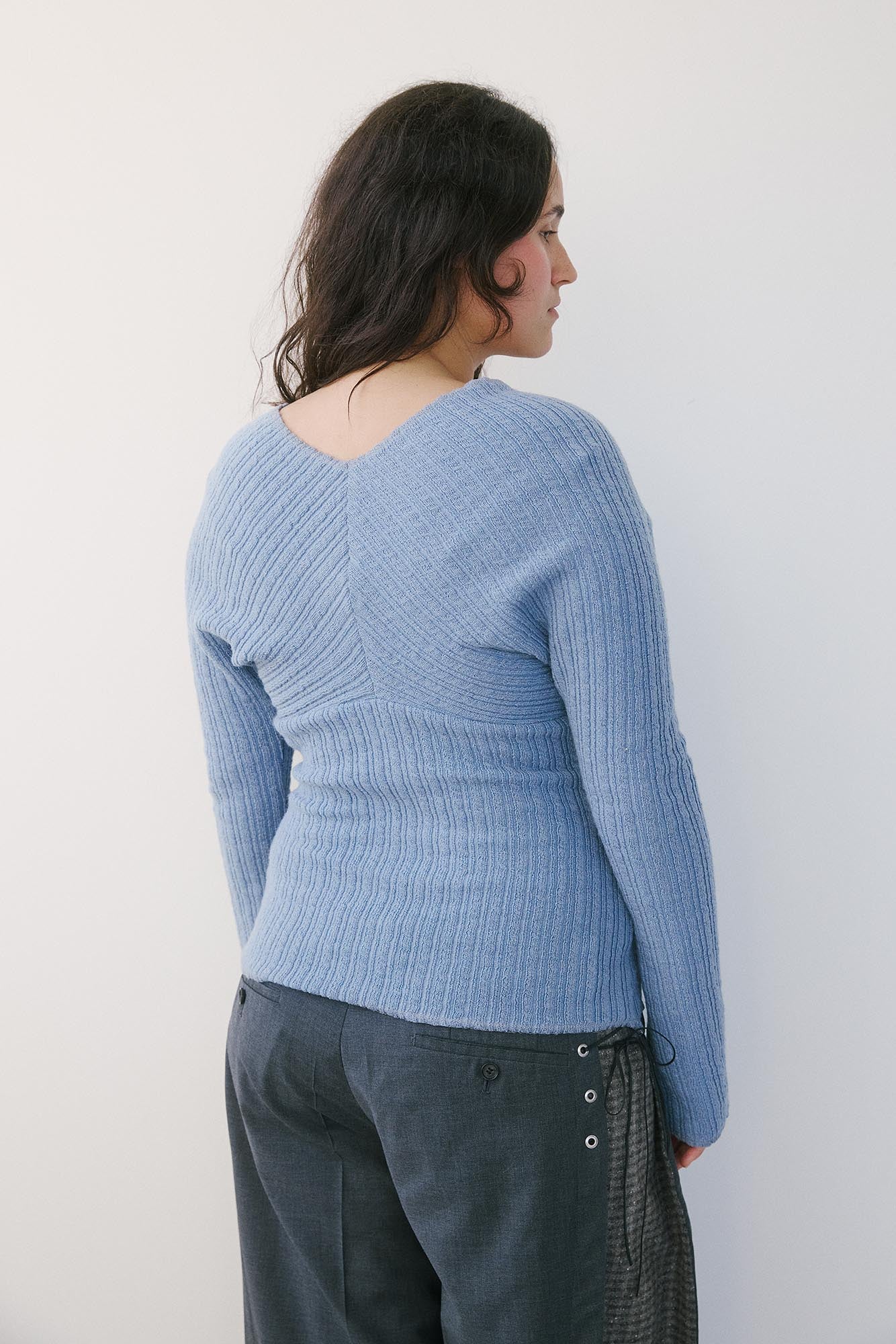 Tsunade Reversible Sweater - Ice Blue