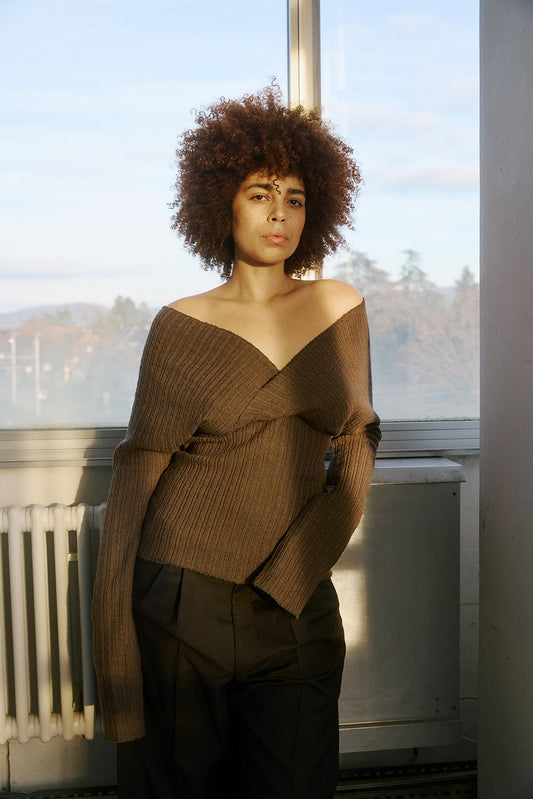 Tsunade Reversible Sweater – Deep Olive