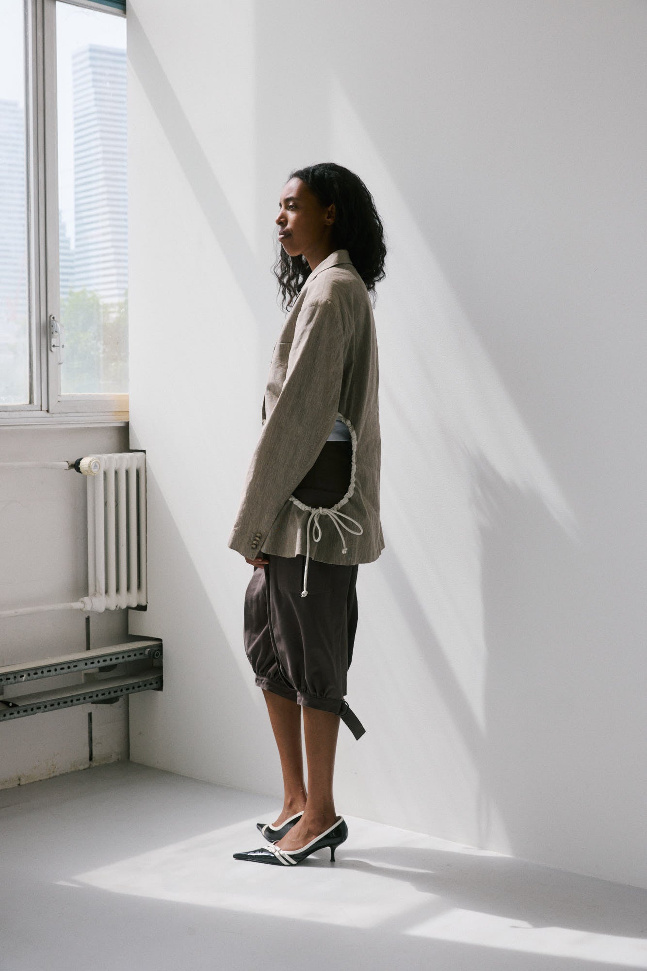 Liz Tailored Jacket – Beige Linen